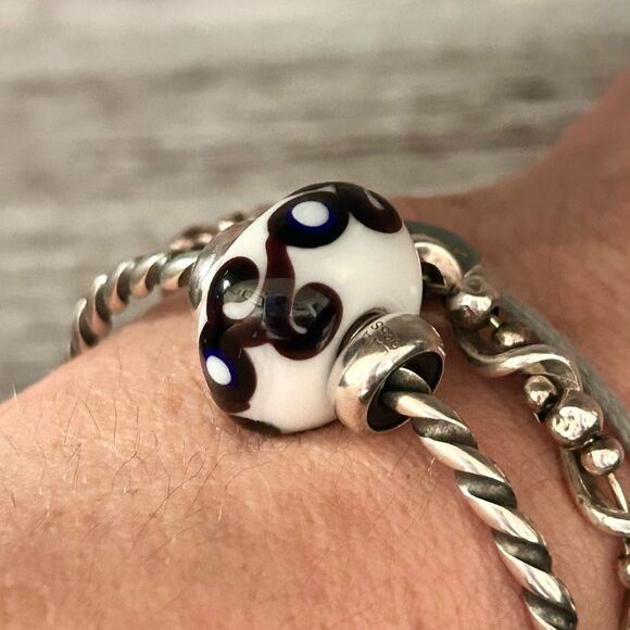 TROLLBEADS Set of Unique Rare Jumbo & Silver Twisted Bangle XXS LAA 925S NEW! - Picture 6 of 14